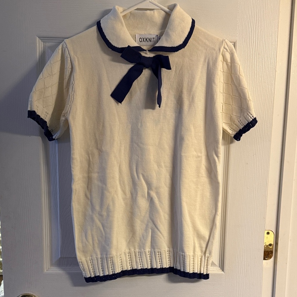OXKNIT Cream Knit Top with Navy Trim and Bow Collar NWT